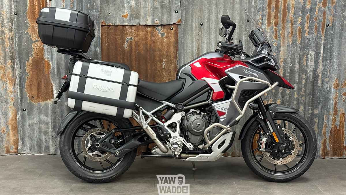 Triumph Tiger 1200 GT Explorer: Carnival Red