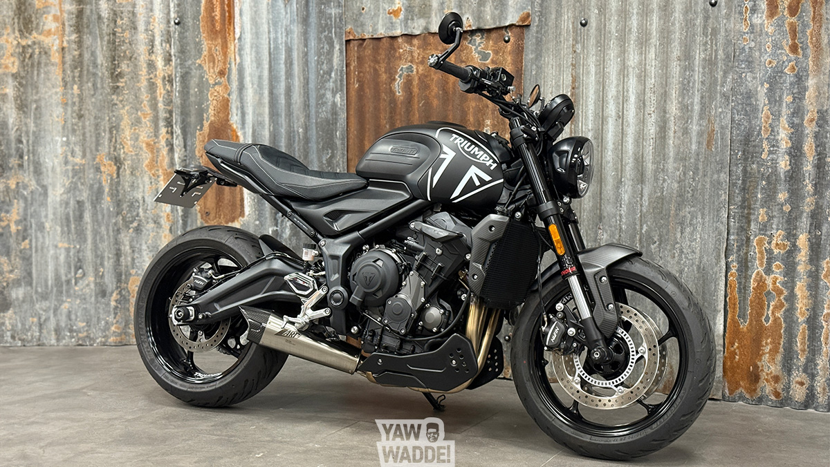 Triumph Trident 660: Custom Black